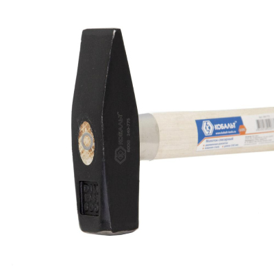 Молоток слесарный КОБАЛЬТ 600 г, деревянная рукоятка 240-775