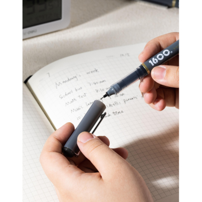 Роллер Deli Mate, диаметр шарика 0,5 мм, линия 0,4 мм, цвет чернил: черный