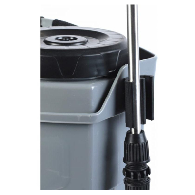 Распылитель аккумуляторный ранцевый Победа РА-10