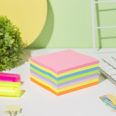 Стикеры ATTACHE Simple куб 76х76 неон 8 цв. 400 л 8 цветов неон